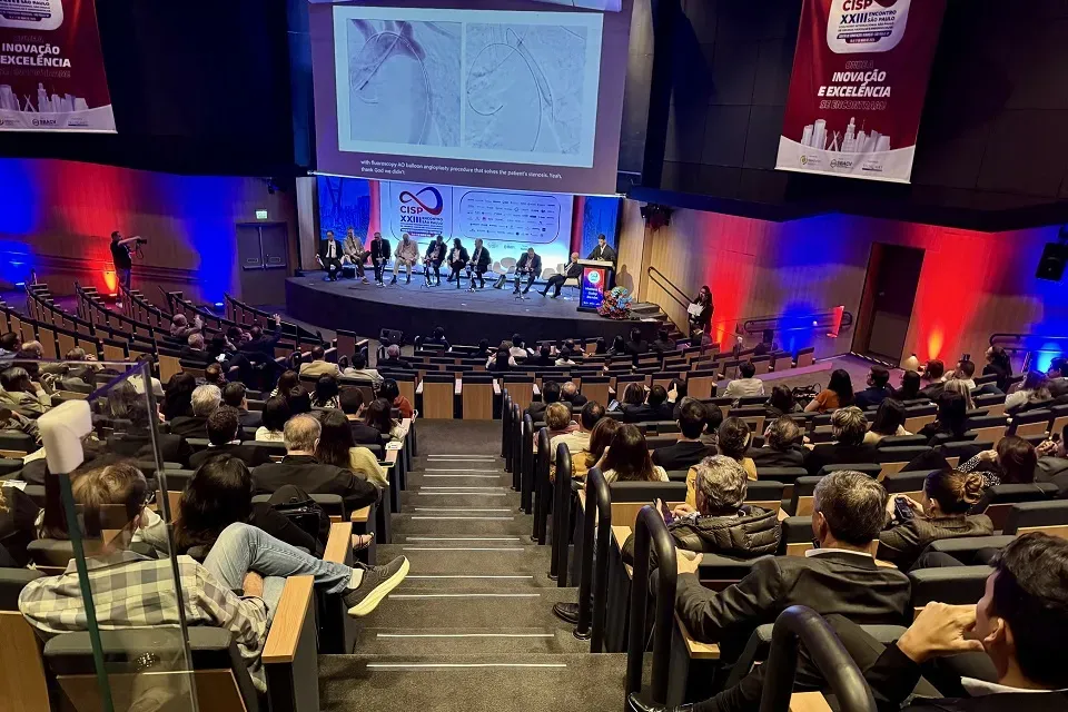 APM marca presença no Congresso Internacional São Paulo de Cirurgia Vascular e Endovascular