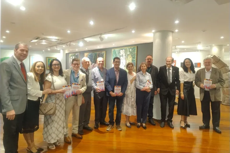 APM sedia lançamento do livro “Uma Epidemia Invisível ou uma Deficiência Psicossocial?”