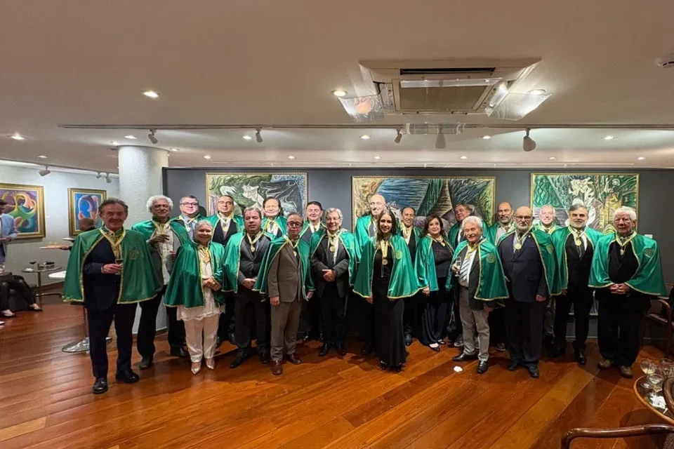 APM sedia solenidade de fundação da Academia Brasileira de História da Medicina