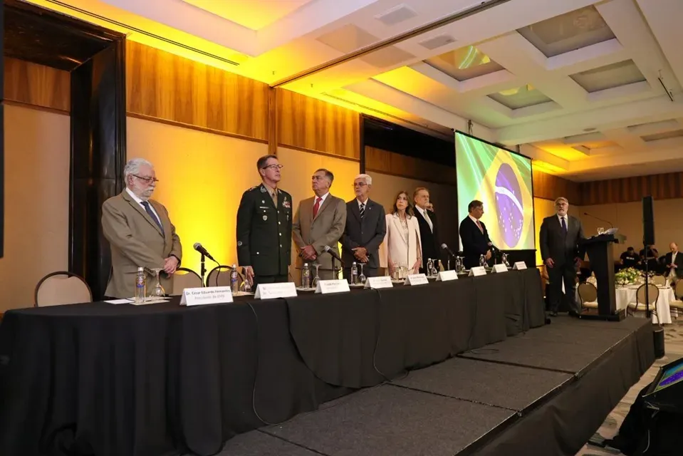 Associação Paulista de Medicina prestigia solenidade de posse da nova diretoria da Socesp