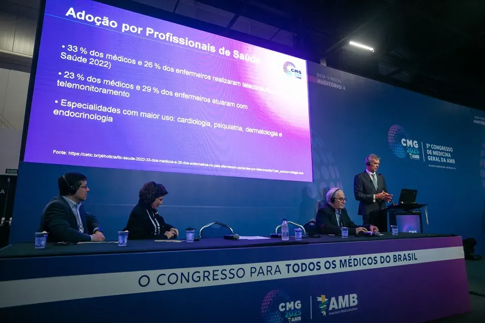 Telemedicina é destaque no Congresso da AMB