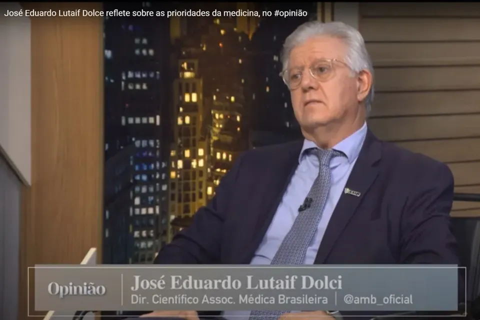 Delegado da APM e diretor da AMB debate sobre novas faculdades de Medicina na TV Cultura