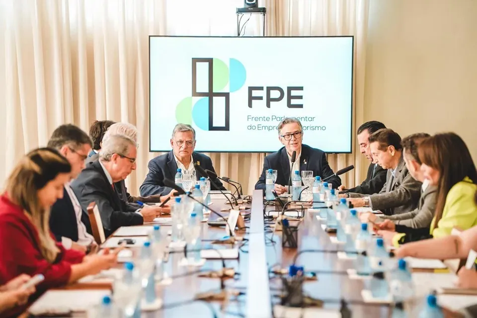 Educação Médica é foco de reunião da Frente Parlamentar do Empreendedorismo