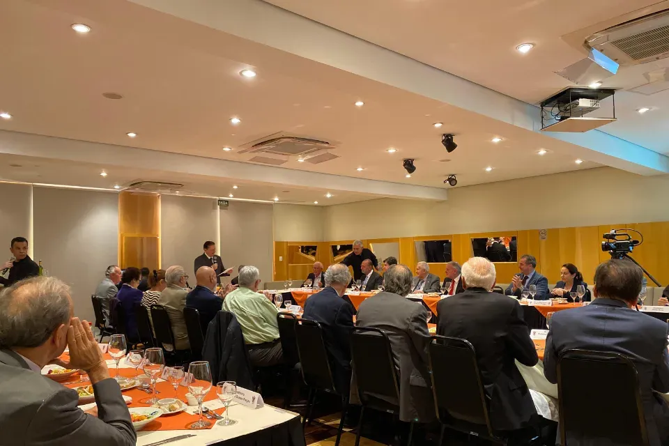 Eliete Bouskela conta sua trajetória de vida na tertúlia de setembro