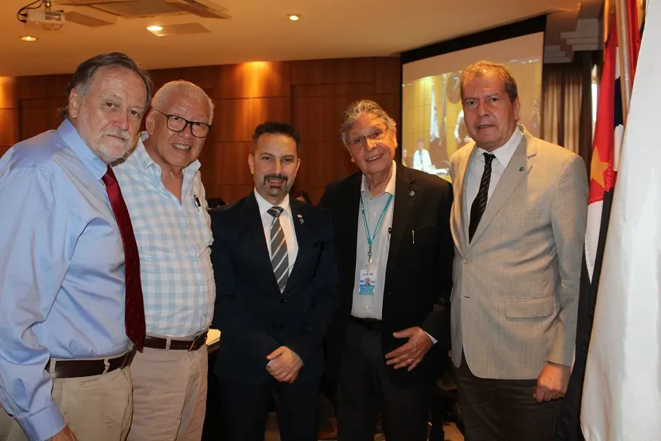 Exame de proficiência: Marcelo Morales se reúne com a Diretoria da APM