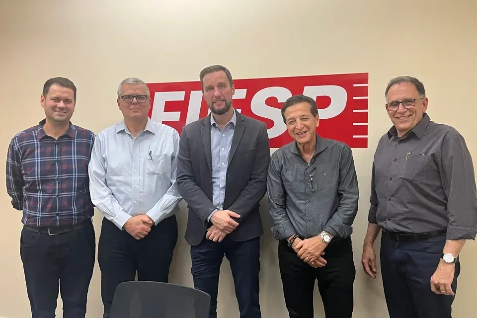 Honorários: Comissão se reúne com executivos da Hapvida