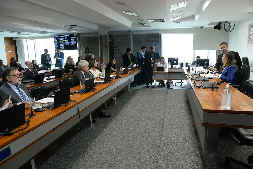 Incluídas APM e AMB na audiência pública sobre o exame de proficiência