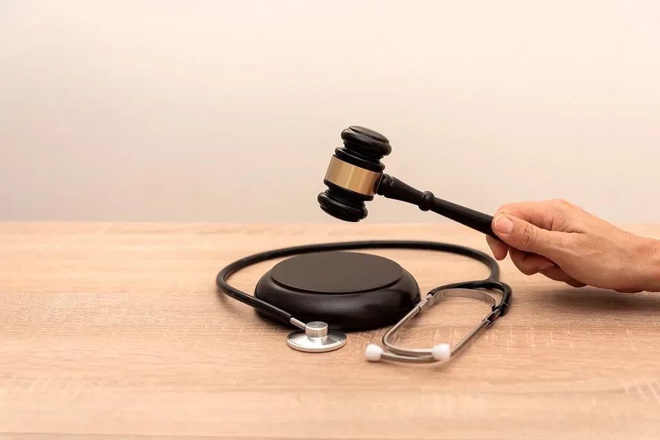 Lei altera composição da Conitec e inclui representante da sociedade