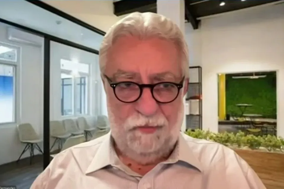 Médicos participam de audiência pública sobre Exame de Proficiência no Senado