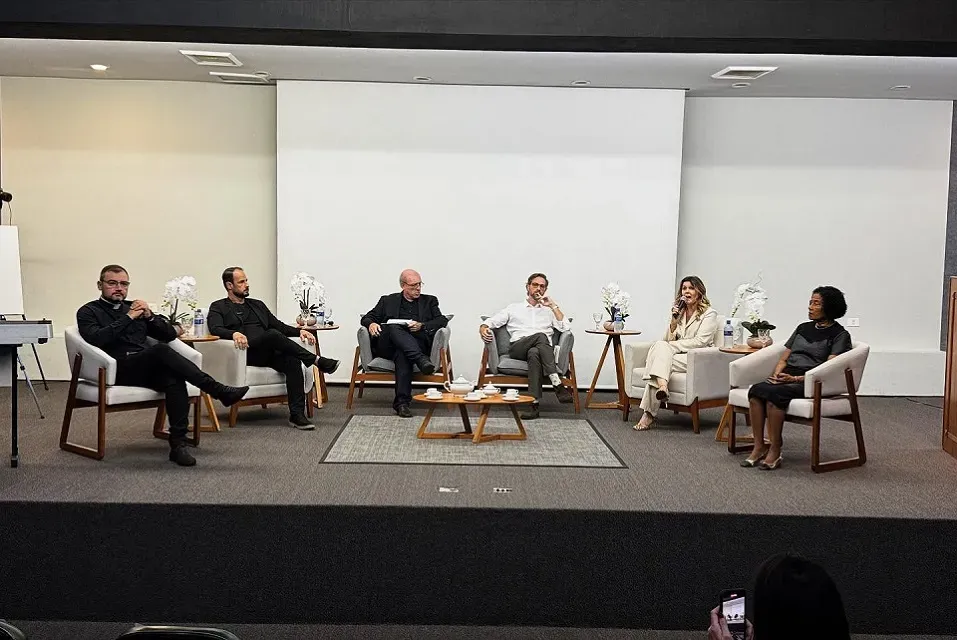 Presidente Prudente promove o Café Filosófico