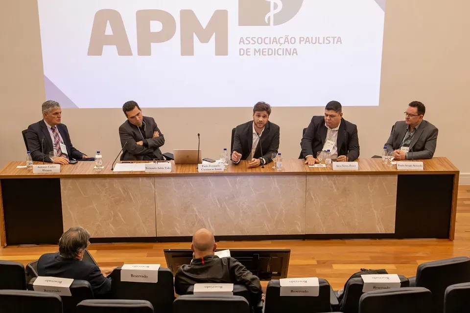 Residência Médica e Programas de Especialização: Encontro aborda processo seletivo