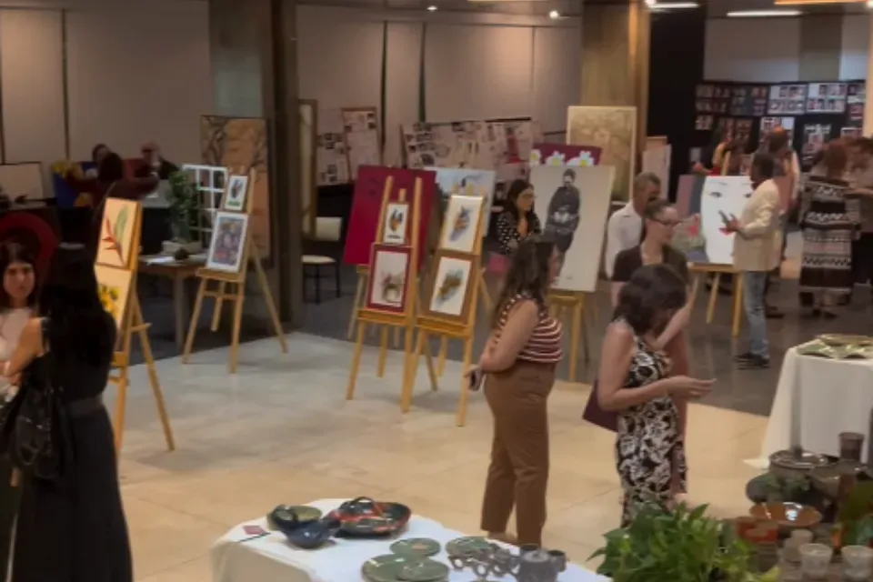 Rio Preto promove exposição “O Mundo da Medicina: muito além do branco”