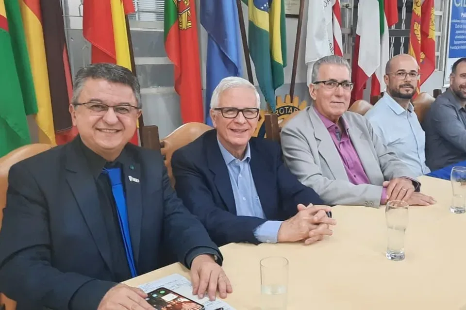 Rotary Club de Bauru promove homenagem ao Dia do Médico