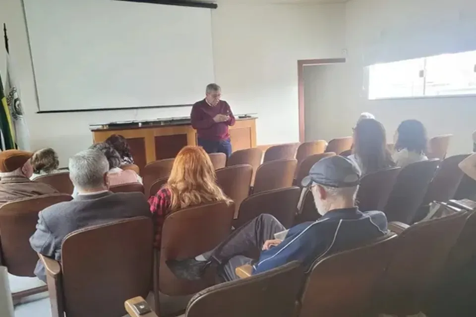 Taubaté realiza nova edição do tradicional Cafezinho Literário