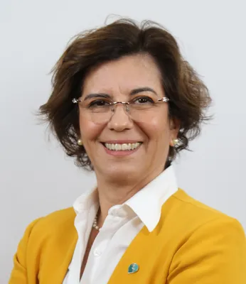 Ana Cristina Ribeiro Zollner