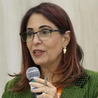 Ana Regina Cruz Vlainich